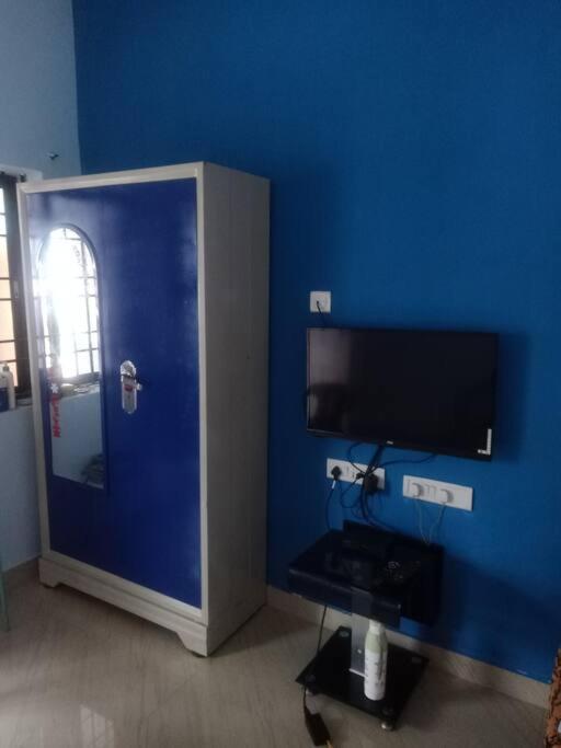 Ram @home With Kitchenette Full *