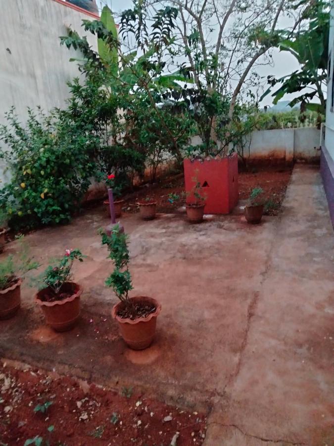 Ram @home With Kitchenette Full *